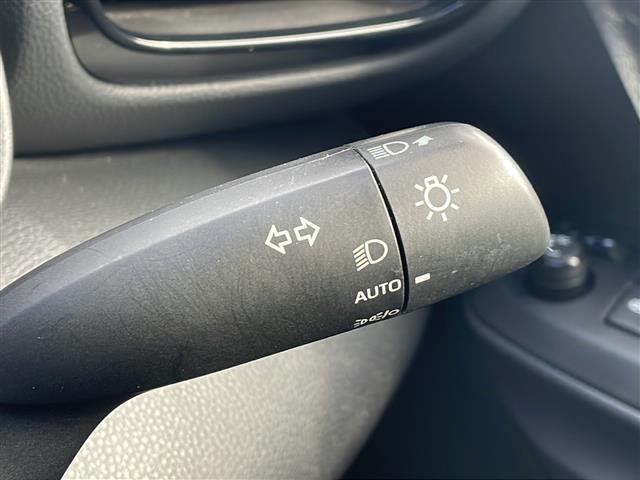 ヤリスクロス ハイブリッドＧ　４ＷＤ　トヨタセーフティセンス　純正メーカーナビフルセグＴＶ　バックカメラ　ＥＴＣ　純正１６インチアルミ　レーダークルーズコントロール　前後コーナーセンサー　ＬＥＤヘッドライト　プッシュスタート（25枚目）