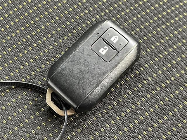 ジムニー XC 4WD デュアルセンサーブレーキサポート ハイビームアシスト 車線逸脱警報 ヘッドライトウォッシャー シートヒーター クルーズコントロール プッシュスタート スマートキー(8枚目)