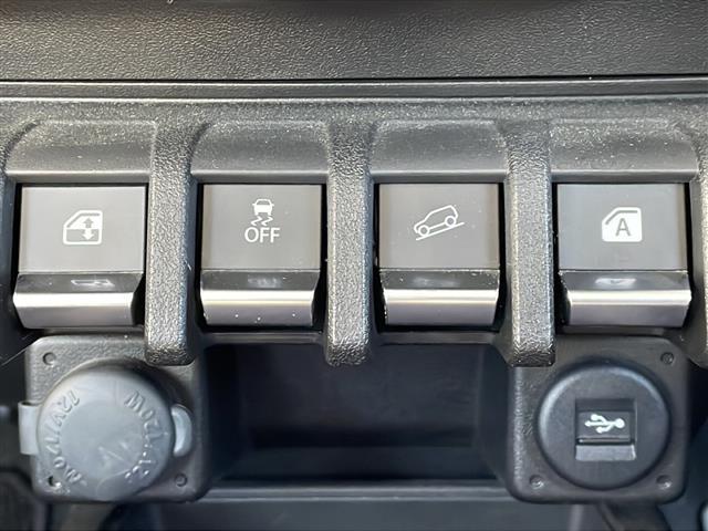 ジムニー XL 純正8型ナビフルセグTV 社外16インチアルミ BFグッドリッチM/T リフトアップ ラテラルロッド 社外ボンネット 社外マフラー 社外前後バンパー 社外グリル 社外テール 社外オーバーフェンダー(8枚目)