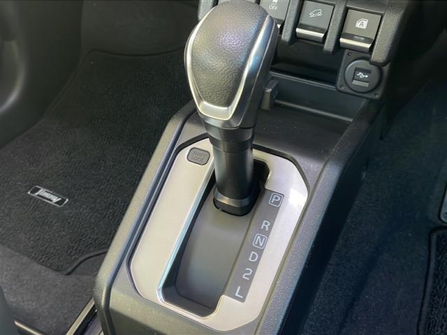 ジムニー XL 純正8型ナビフルセグTV 社外16インチアルミ BFグッドリッチM/T リフトアップ ラテラルロッド 社外ボンネット 社外マフラー 社外前後バンパー 社外グリル 社外テール 社外オーバーフェンダー(13枚目)