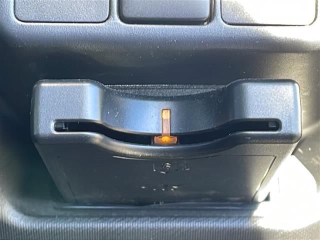 アクア S 純正メモリナビTV Bluetooth バックカメラ ETC ブラックレザー調シートカバー 純正フロアマット 取説(6枚目)