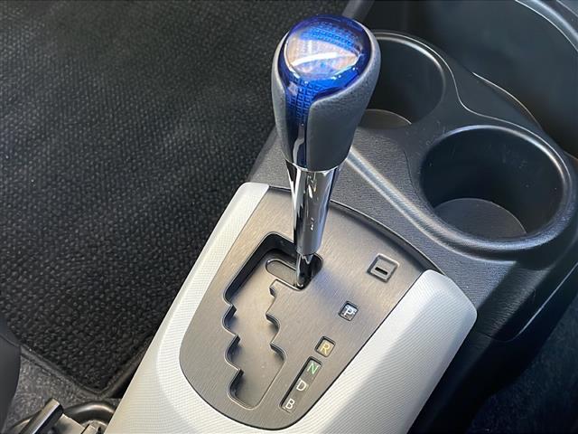 アクア S 純正メモリナビTV Bluetooth バックカメラ ETC ブラックレザー調シートカバー 純正フロアマット 取説(14枚目)