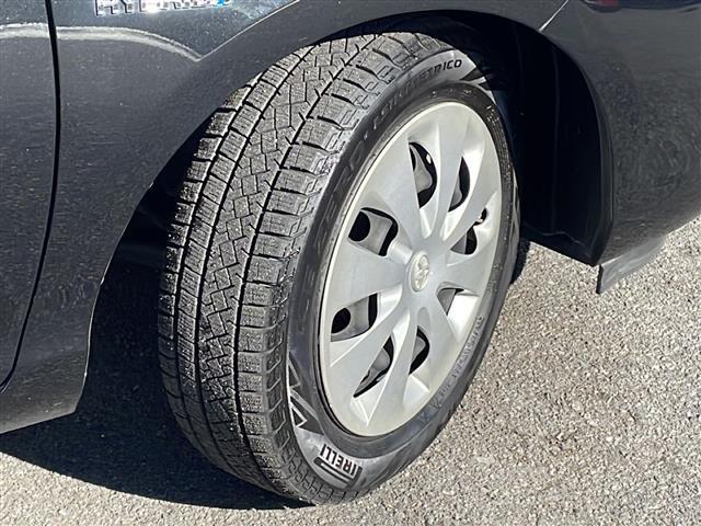 アクア S 純正メモリナビTV Bluetooth バックカメラ ETC ブラックレザー調シートカバー 純正フロアマット 取説(19枚目)