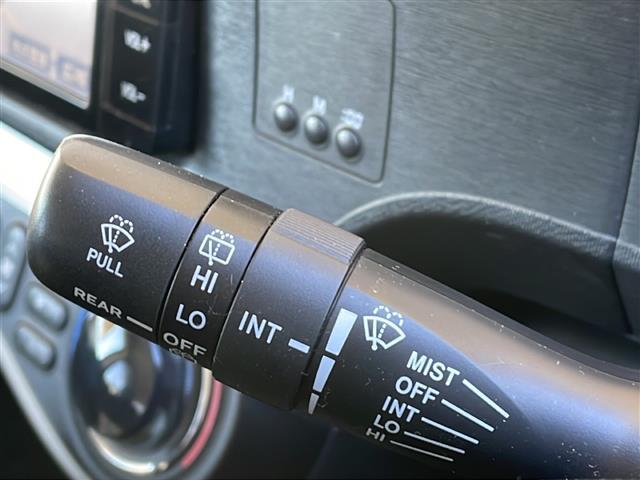 アクア S 純正メモリナビTV Bluetooth バックカメラ ETC ブラックレザー調シートカバー 純正フロアマット 取説(24枚目)