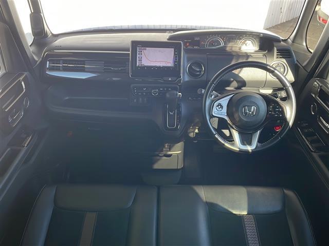 N-BOXカスタム G・Lターボホンダセンシング 4WD ターボ ホンダセンシング 純正メモリナビTV ETC 前後ドライブレコーダー 両側パワースライドドア シートヒーター 純正15インチアルミ 保証書・取説 スぺアキ―(2枚目)