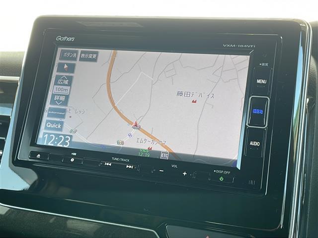 N-BOXカスタム G・Lターボホンダセンシング 4WD ターボ ホンダセンシング 純正メモリナビTV ETC 前後ドライブレコーダー 両側パワースライドドア シートヒーター 純正15インチアルミ 保証書・取説 スぺアキ―(4枚目)