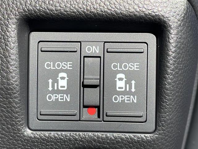 N-BOXカスタム G・Lターボホンダセンシング 4WD ターボ ホンダセンシング 純正メモリナビTV ETC 前後ドライブレコーダー 両側パワースライドドア シートヒーター 純正15インチアルミ 保証書・取説 スぺアキ―(10枚目)