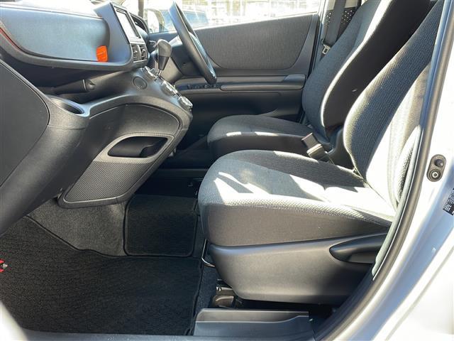 シエンタ ファンベースX トヨタセーフティセンス 社外ディスプレイオーディオ DVD/CD/USB/Bluetooth 左側パワースライドドア ドライブレコーダー 前後コーナーセンサー レーンキープアシスト プッシュスタート(24枚目)