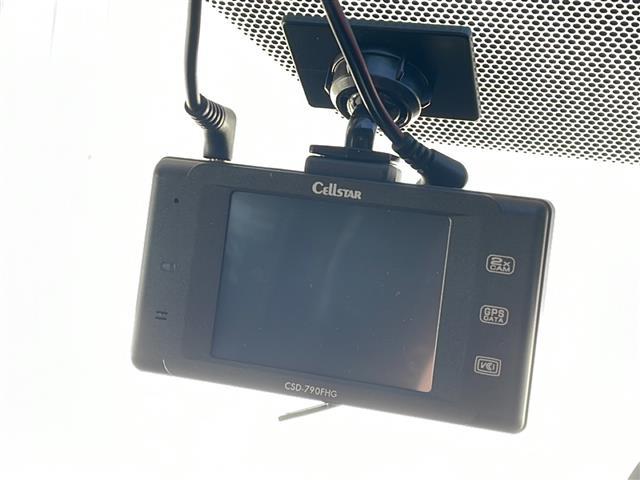 エスクァイア Xi 4WD トヨタセーフティセンス 純正9型メモリナビフルセグTV バックカメラ ETC ドライブレコーダー 左側パワースライドドア 純正エンジンスターター 社外17インチアルミ プッシュスタート(10枚目)