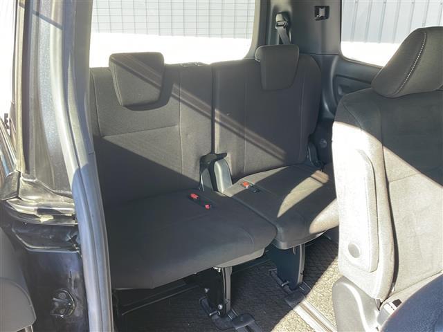 エスクァイア Xi 4WD トヨタセーフティセンス 純正9型メモリナビフルセグTV バックカメラ ETC ドライブレコーダー 左側パワースライドドア 純正エンジンスターター 社外17インチアルミ プッシュスタート(27枚目)