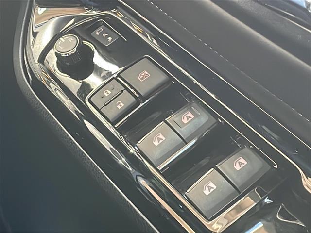 エスクァイア Xi 4WD トヨタセーフティセンス 純正9型メモリナビフルセグTV バックカメラ ETC ドライブレコーダー 左側パワースライドドア 純正エンジンスターター 社外17インチアルミ プッシュスタート(28枚目)