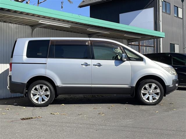 デリカD:5 シャモニー 4WD メモリナビフルセグTV 後席モニター バックカメラ ETC ドライブレコーダー 純正18インチアルミ 両側パワースライドドア 保証書・取説(38枚目)