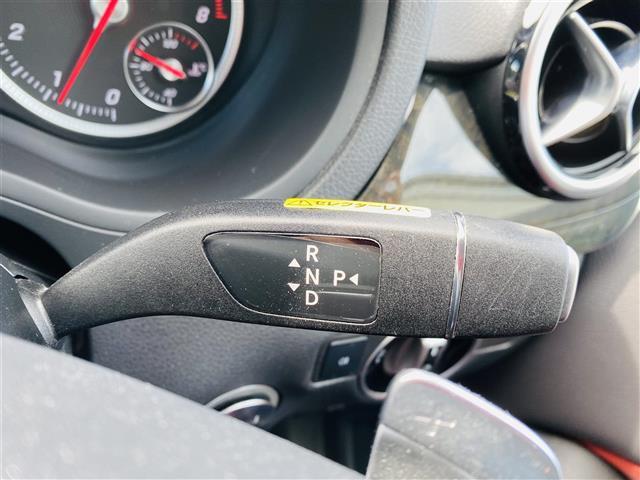 B180 スポーツエディションレッド 150台限定車 レーダーセーフティPKG 衝突軽減ブレーキ 純正SDナビ バックカメラ ETC パワーシート シートヒーター 赤革シート レーダークルーズコントロール AMGアルミホイール(27枚目)