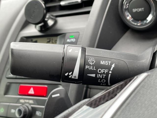 α ◇バックカメラ◇ハーフレザーシート◇革巻ステア◇横滑り防止装置◇Wエアバッグ◇サイドエアバッグ◇フルエアロ◇電動リアスポイラー◇純正15インチアルミホイール◇純正LEDライト(24枚目)
