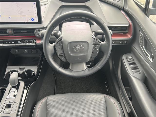 プリウス Z ワンオーナー モデリスタエアロ 純正12.3インチナビ パノラマミックビューモニター プリクラッシュセーフティ レーンディパーチャーアラート オートハイビーム アダプティブクルーズコントロール(2枚目)