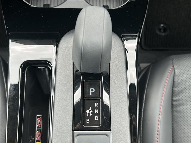 プリウス Z ワンオーナー モデリスタエアロ 純正12.3インチナビ パノラマミックビューモニター プリクラッシュセーフティ レーンディパーチャーアラート オートハイビーム アダプティブクルーズコントロール(15枚目)