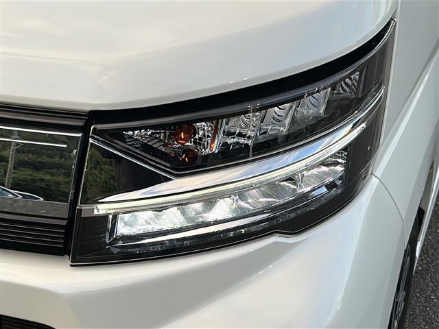 ムーヴ カスタム　Ｘ　ＬＴＤ　ＳＡＩＩＩ　ワンオーナー　純正８インチナビ　バックカメラ　ドライブレコーダー　ＥＴＣ　ＬＥＤヘッドライト　　プッシュスタート　プリクラッシュ　純正フロアマット　オートライト　オートハイビーム　レーンキープ（13枚目）