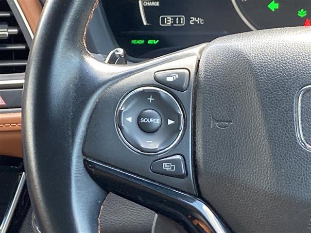 ヴェゼル ハイブリッドZ・ホンダセンシング ワンオーナー Gathersナビ バックカメラ 衝突被害軽減ブレーキ 路線逸脱警報 アダプティブクルーズコントロール 電動パーキングブレーキ オートブレーキホールド ステアリングリモコン パドルシフト(5枚目)