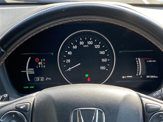 ヴェゼル ハイブリッドZ・ホンダセンシング ワンオーナー Gathersナビ バックカメラ 衝突被害軽減ブレーキ 路線逸脱警報 アダプティブクルーズコントロール 電動パーキングブレーキ オートブレーキホールド ステアリングリモコン パドルシフト(7枚目)