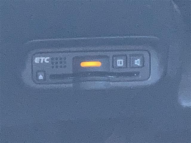 ヴェゼル ハイブリッドZ・ホンダセンシング ワンオーナー Gathersナビ バックカメラ 衝突被害軽減ブレーキ 路線逸脱警報 アダプティブクルーズコントロール 電動パーキングブレーキ オートブレーキホールド ステアリングリモコン パドルシフト(17枚目)