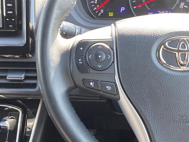 ヴォクシー ZS 煌 Stradaナビ ALPINEフリップダウンモニター プリクラッシュセーフティ レーンキープアシスト オートハイビーム クルーズコントロール 両側パワースライドドア バックカメラ アイドリングストップ(6枚目)