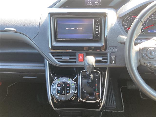 ヴォクシー ZS 煌 Stradaナビ ALPINEフリップダウンモニター プリクラッシュセーフティ レーンキープアシスト オートハイビーム クルーズコントロール 両側パワースライドドア バックカメラ アイドリングストップ(10枚目)