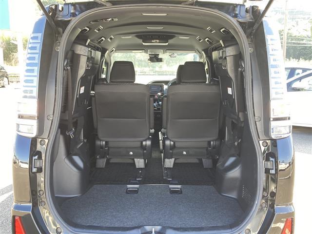 ヴォクシー ZS 煌 Stradaナビ ALPINEフリップダウンモニター プリクラッシュセーフティ レーンキープアシスト オートハイビーム クルーズコントロール 両側パワースライドドア バックカメラ アイドリングストップ(25枚目)