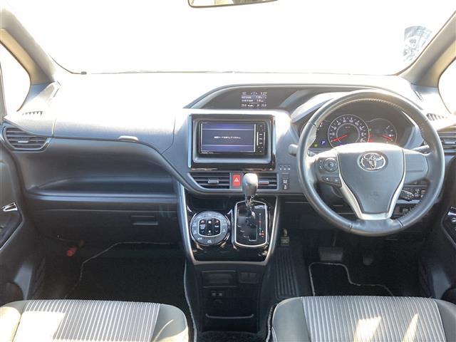 ヴォクシー ZS 煌 Stradaナビ ALPINEフリップダウンモニター プリクラッシュセーフティ レーンキープアシスト オートハイビーム クルーズコントロール 両側パワースライドドア バックカメラ アイドリングストップ(41枚目)