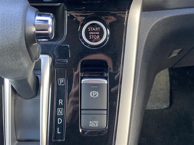 セレナ ハイウェイスター G 純正9インチナビ 純正フリップダウンモニター アラウンドビューモニター 両側パワースライドドア プロパイロット エマージェンシーブレーキ LDW スマートルームミラー ETC ドライブレコーダー(16枚目)