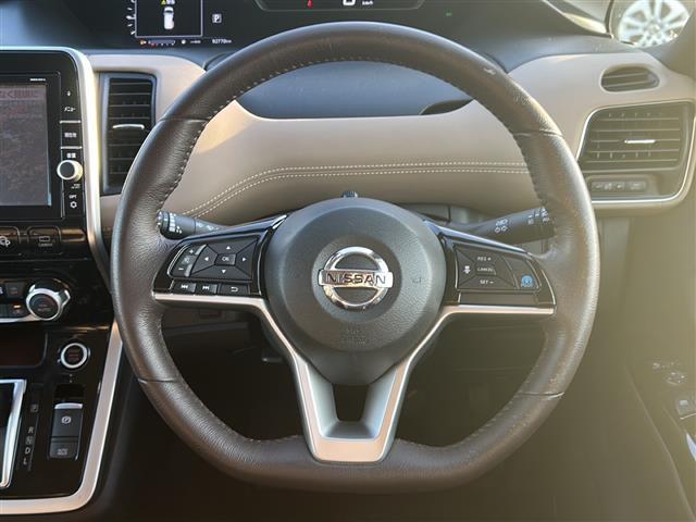 セレナ ハイウェイスター G フリップダウンモニター 純正9型ナビ アラウンドビューモニター 両側パワースライドドア LEDオートライト プロパイロット コーナーセンサー エマージェンシーブレーキ LDW スマートルームミラー(5枚目)