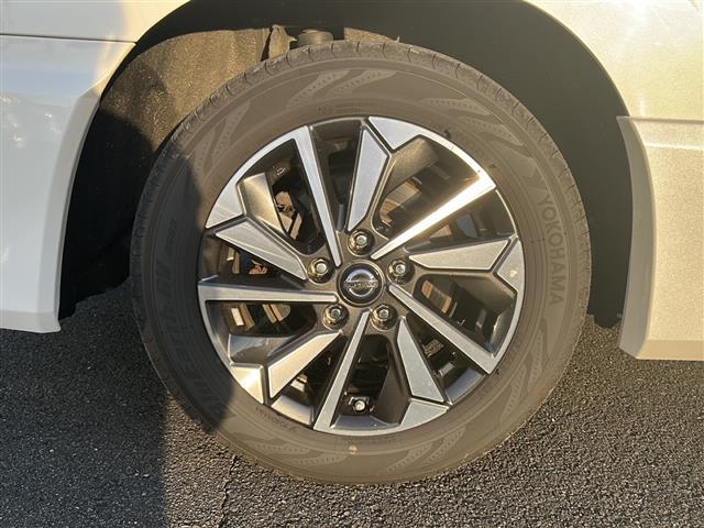 セレナ ハイウェイスター G フリップダウンモニター 純正9型ナビ アラウンドビューモニター 両側パワースライドドア LEDオートライト プロパイロット コーナーセンサー エマージェンシーブレーキ LDW スマートルームミラー(40枚目)