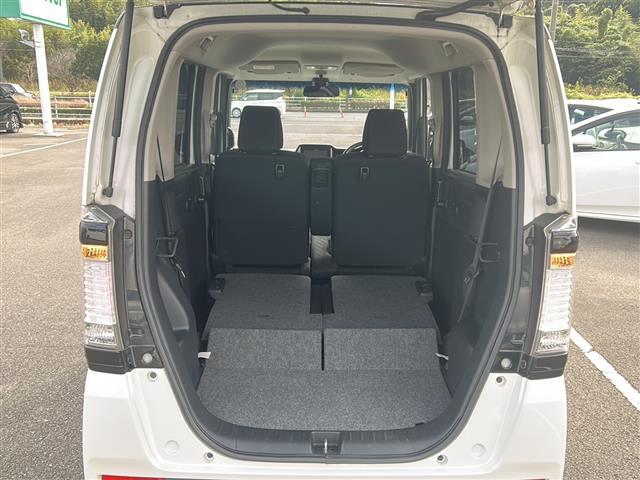 N-BOXカスタム G SSパッケージ Carrozzeriaナビ CTBA 両側パワースライドドア ETC 革巻きステアリング ステアリングリモコン プッシュスタート スマートキー HIDヘッドライト フォグライト 純正アルミホイール(24枚目)