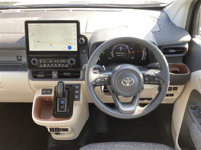 シエンタ ハイブリッドZ 純正10.5インチディスプレイオーディオ パノラマミックビューモニター 両側パワースライドドア プリクラッシュセーフティ レーンディパーチャーアラート アダプティブクルーズコントロール(2枚目)