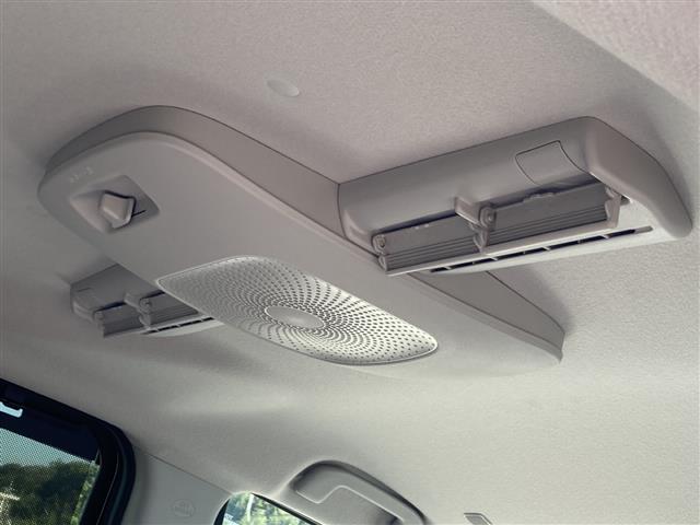 シエンタ ハイブリッドZ 純正10.5インチディスプレイオーディオ パノラマミックビューモニター 両側パワースライドドア プリクラッシュセーフティ レーンディパーチャーアラート アダプティブクルーズコントロール(17枚目)