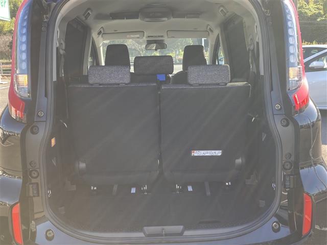 シエンタ ハイブリッドZ 純正10.5インチディスプレイオーディオ パノラマミックビューモニター 両側パワースライドドア プリクラッシュセーフティ レーンディパーチャーアラート アダプティブクルーズコントロール(26枚目)