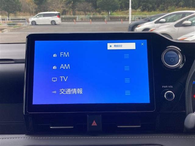 ノア ハイブリッドＳ－Ｚ　純正１０．５インチディスプレイオーディオ　パノラマミックビューモニター　純正フリップダウンモニター　両側パワースライドドア　プリクラッシュセーフティ　レーンディパーチャーアラート　オートハイビーム（12枚目）