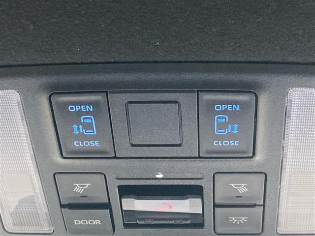 ノア ハイブリッドＳ－Ｚ　純正１０．５インチディスプレイオーディオ　パノラマミックビューモニター　純正フリップダウンモニター　両側パワースライドドア　プリクラッシュセーフティ　レーンディパーチャーアラート　オートハイビーム（18枚目）