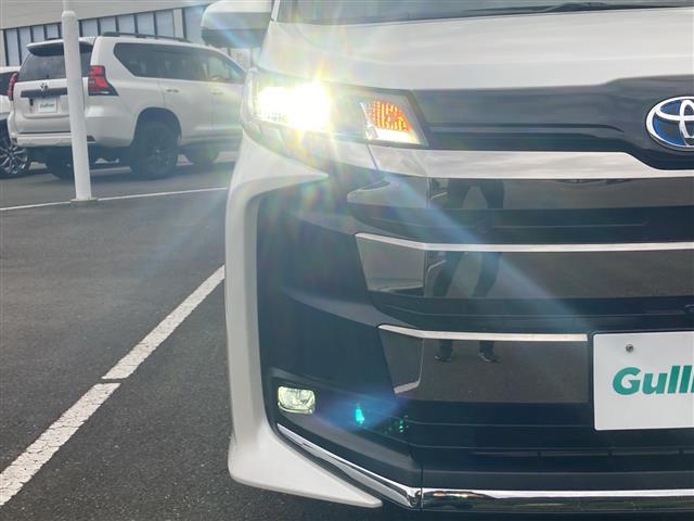 ノア ハイブリッドＳ－Ｚ　純正１０．５インチディスプレイオーディオ　パノラマミックビューモニター　純正フリップダウンモニター　両側パワースライドドア　プリクラッシュセーフティ　レーンディパーチャーアラート　オートハイビーム（30枚目）