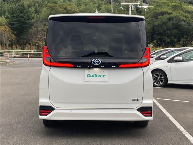 ノア ハイブリッドＳ－Ｚ　純正１０．５インチディスプレイオーディオ　パノラマミックビューモニター　純正フリップダウンモニター　両側パワースライドドア　プリクラッシュセーフティ　レーンディパーチャーアラート　オートハイビーム（36枚目）