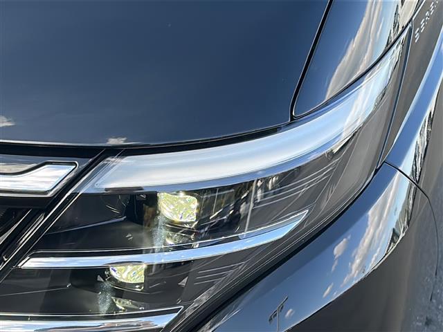 セレナ ｅ－パワー　ハイウェイスターＶ　純正１２．３インチナビ　アラウンドビューモニター　プロパイロット　両側パワースライドドア　エマージェンシーブレーキ　ＬＤＷ　コーナーセンサー　ブラインドスポットモニター　電動パーキングブレーキ（33枚目）