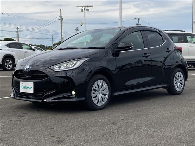 ヤリス ハイブリッドＺ　ワンオーナー　純正ディスプレイオーディオ　バックカメラ　プリクラッシュセーフティ　レーンディパーチャーアラート　オートハイビーム　アダプティブクルーズコントロール　クリアランスソナー　シートヒーター（32枚目）