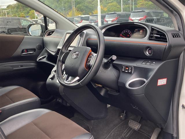 シエンタ G クエロ モデリスタエアロ 純正ナビ バックカメラ 両側パワースライドドア プリクラッシュセーフティ レーンキープアシスト オートハイビーム クリアランスソナー ドライブレコーダー ハーフレザーシート(20枚目)