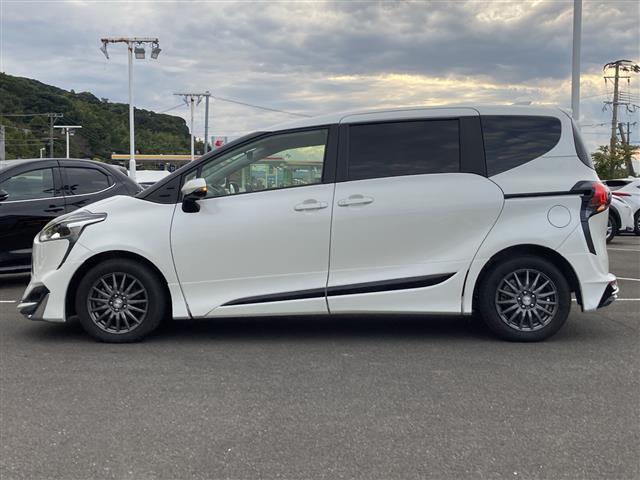 シエンタ G クエロ モデリスタエアロ 純正ナビ バックカメラ 両側パワースライドドア プリクラッシュセーフティ レーンキープアシスト オートハイビーム クリアランスソナー ドライブレコーダー ハーフレザーシート(34枚目)