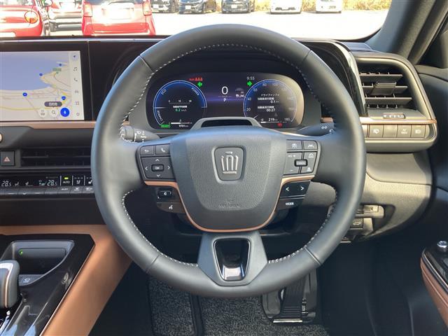 クラウンスポーツ Z ワンオーナー パノラマルーフ 純正12.3インチディスプレイオーディオ パノラマミックビューモニター プリクラッシュセーフティ レーンディパーチャーアラート オートハイビーム ACC BSM RCTA(4枚目)