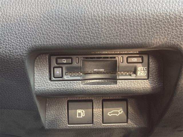 クラウンスポーツ Z ワンオーナー パノラマルーフ 純正12.3インチディスプレイオーディオ パノラマミックビューモニター プリクラッシュセーフティ レーンディパーチャーアラート オートハイビーム ACC BSM RCTA(21枚目)