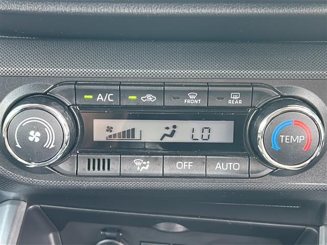 ライズ Ｚ　純正９インチナビ　バックカメラ　ＥＴＣ　シートヒーター　フルセグテレビ　アイドリングストップ　プリクラッシュ　オートライト　Ｂｌｕｅｔｏｏｔｈ　パワーウィンドウ　シングルエアバッグ　プッシュスタート（13枚目）