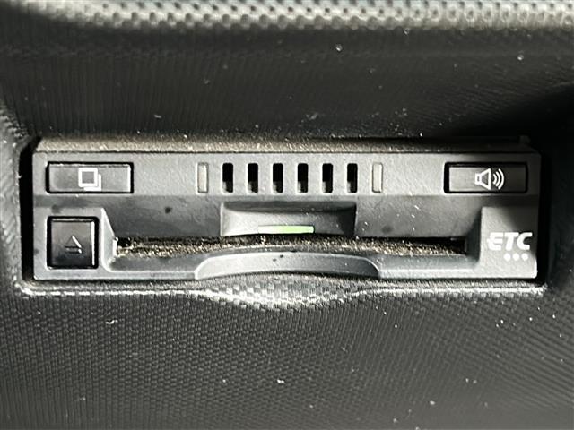 ライズ Ｚ　純正９インチナビ　バックカメラ　ＥＴＣ　シートヒーター　フルセグテレビ　アイドリングストップ　プリクラッシュ　オートライト　Ｂｌｕｅｔｏｏｔｈ　パワーウィンドウ　シングルエアバッグ　プッシュスタート（18枚目）