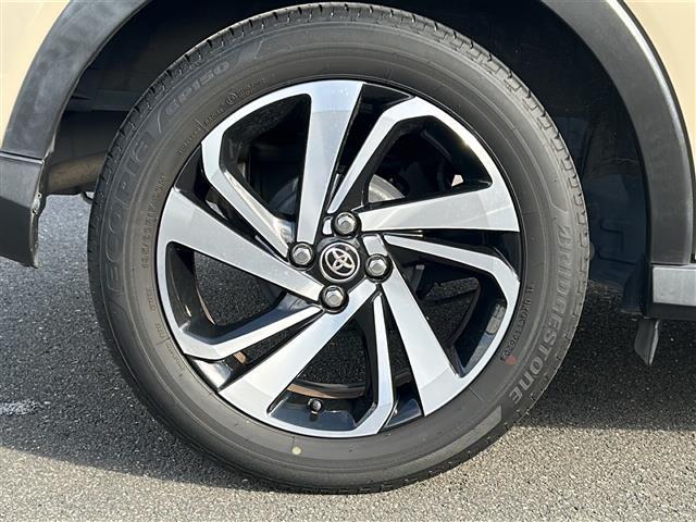 ライズ Ｚ　純正９インチナビ　バックカメラ　ＥＴＣ　シートヒーター　フルセグテレビ　アイドリングストップ　プリクラッシュ　オートライト　Ｂｌｕｅｔｏｏｔｈ　パワーウィンドウ　シングルエアバッグ　プッシュスタート（39枚目）