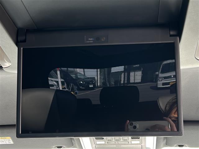 アルファードハイブリッド Z 純正14型ディスプレイオーディオ 純正13.2後席モニター 左右独立ムーンルーフ アドバンストパーキング アドバンストドライブ BSM トヨタセーフティセンス BSM 置くだけ充電 デジタルインナー(3枚目)