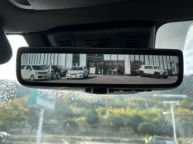 クラウンスポーツ Z 純正ナビ フルモデリスタ パノラマルーフ デジタルインナーミラー 4WD ワンオーナー シートヒーター エアシート レザーシート パワーバックドア クリアランスソナー クルーズコントロール ETC(17枚目)